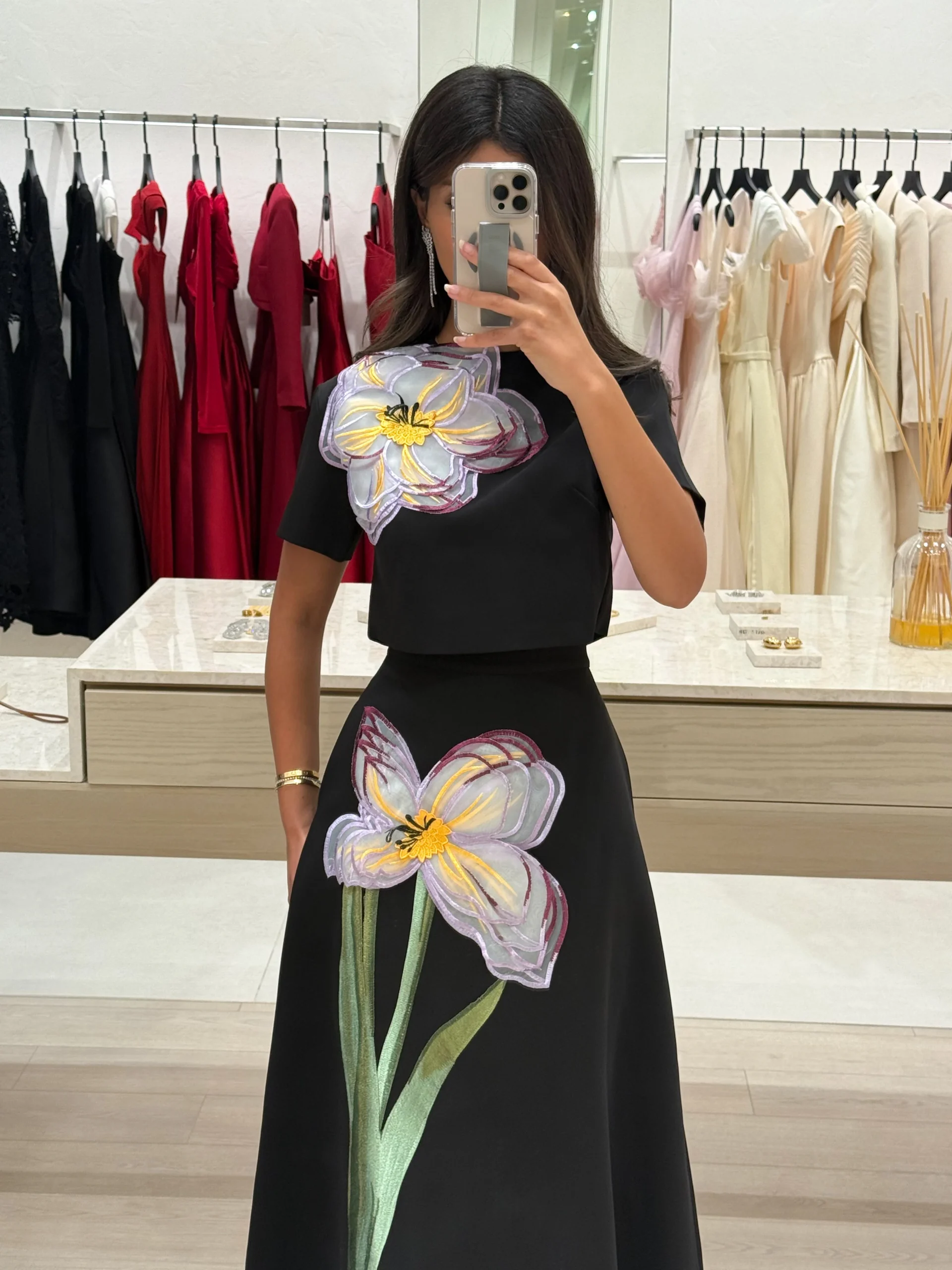 Floral 3-D 2-Piece - Image 4